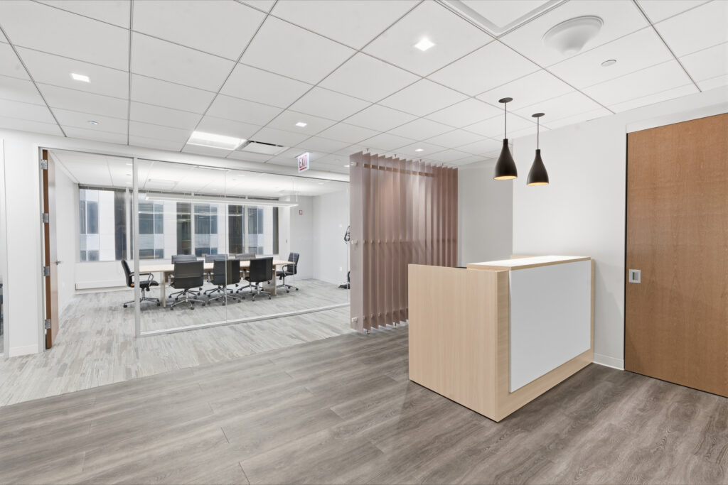 Services suite 800 reception 3